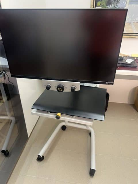 Bildschirmlesegerät Reinecker VEO Vox 24&Prime; (neuwertig)